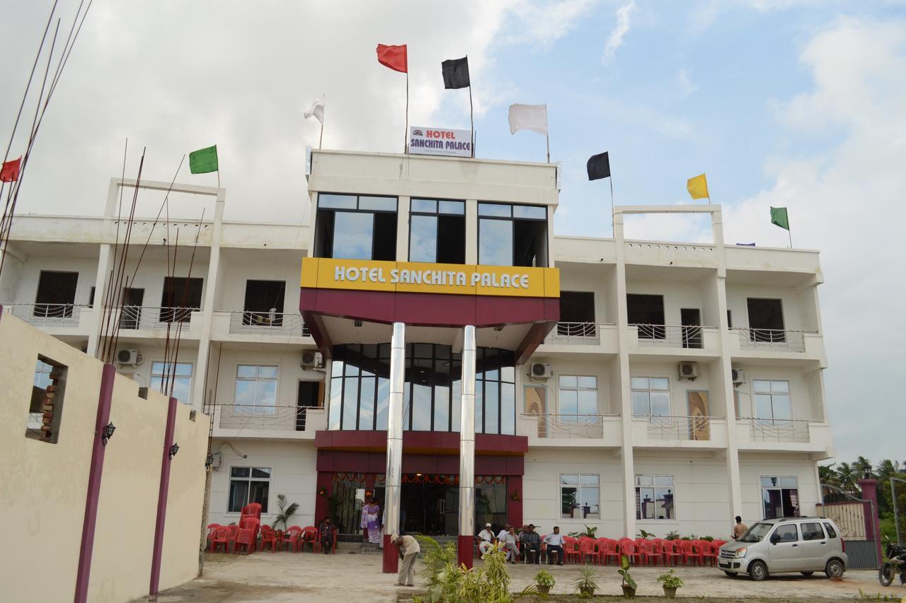 Hotel Sanchita Palace Forbesganj エクステリア 写真