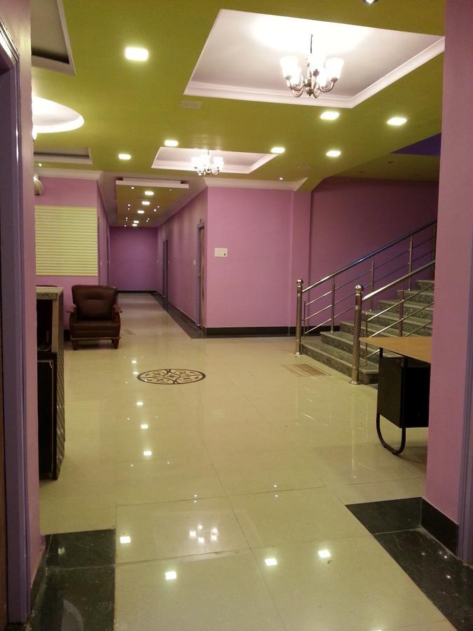 Hotel Sanchita Palace Forbesganj エクステリア 写真